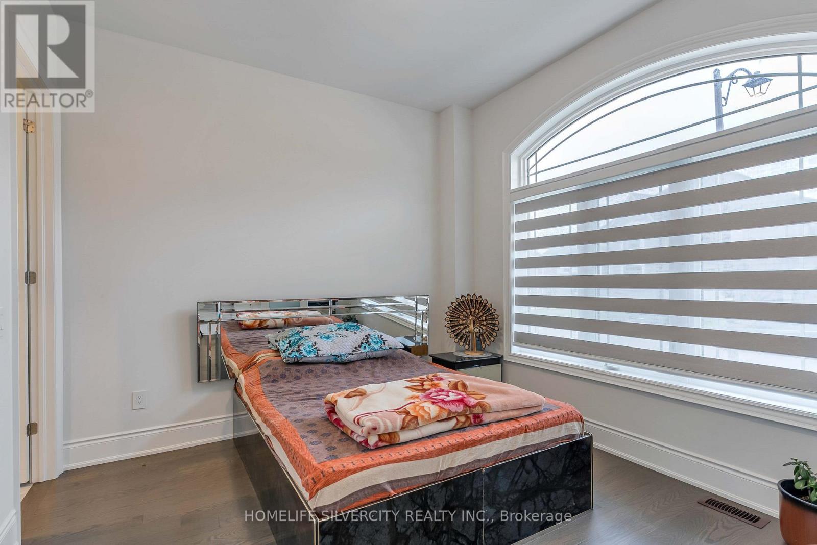 71 Raspberry Rdg Avenue, Caledon, Ontario  L7C 4N3 - Photo 7 - W12816336