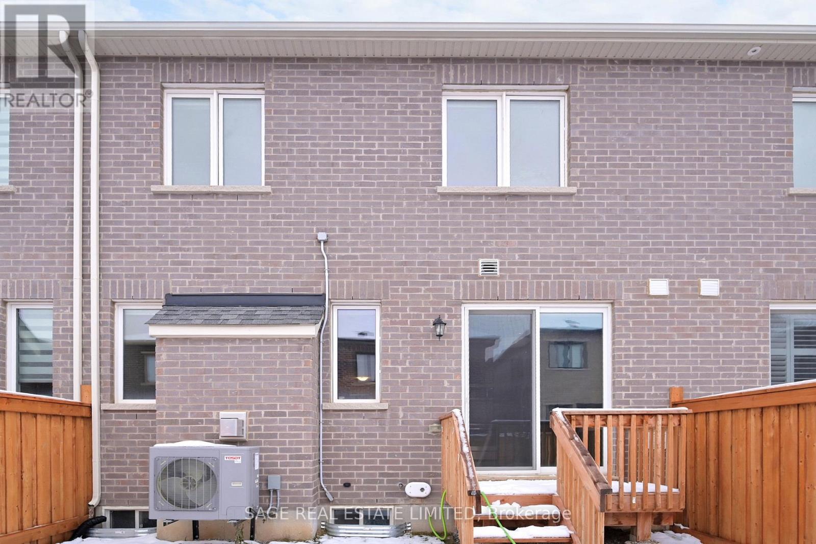 1826 Thames Circle, Milton, Ontario  L9E 2A4 - Photo 37 - W12816342