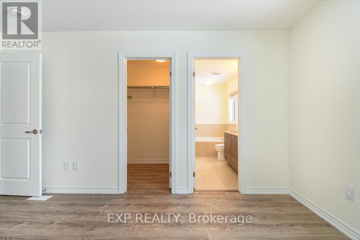 80 Hillcroft Way, Kawartha Lakes (Bobcaygeon), Ontario  K0M 1A0 - Photo 18 - X12816310