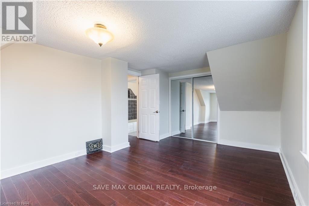 464 Ferndale Avenue, Fort Erie, Ontario  L2A 5C4 - Photo 13 - X12816350