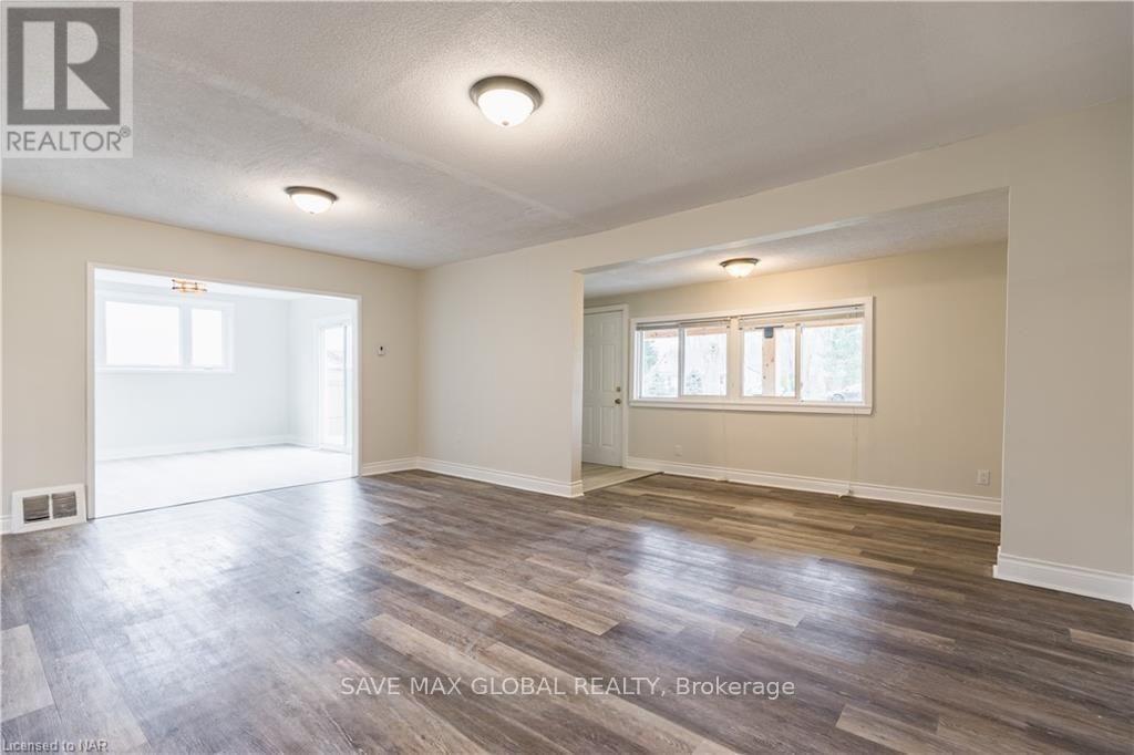 464 Ferndale Avenue, Fort Erie, Ontario  L2A 5C4 - Photo 7 - X12816350