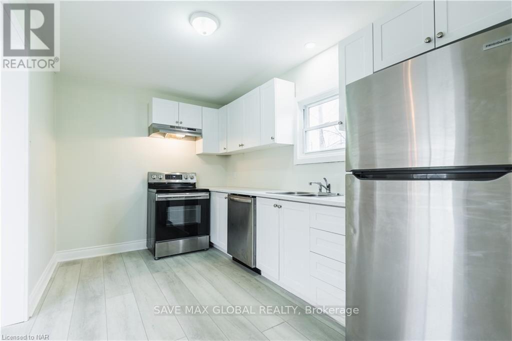 464 Ferndale Avenue, Fort Erie, Ontario  L2A 5C4 - Photo 8 - X12816350