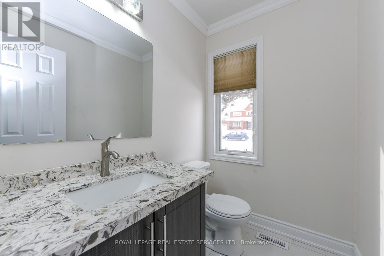 18 Tremont Court, Brampton, Ontario  L6Z 4C8 - Photo 40 - W12798422