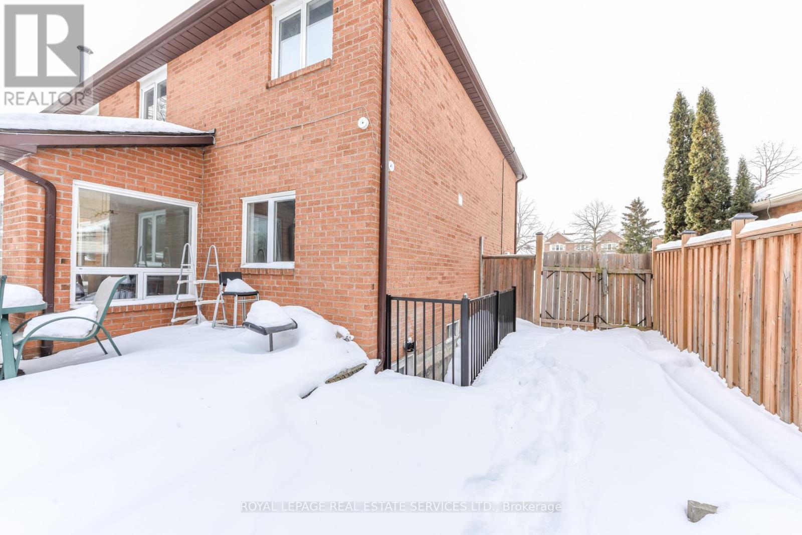 18 Tremont Court, Brampton, Ontario  L6Z 4C8 - Photo 49 - W12798422