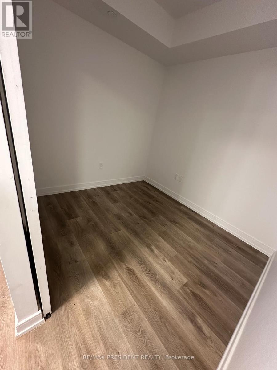 1117 - 1 Jarvis Street, Hamilton, Ontario  L8R 0A8 - Photo 3 - X12816140