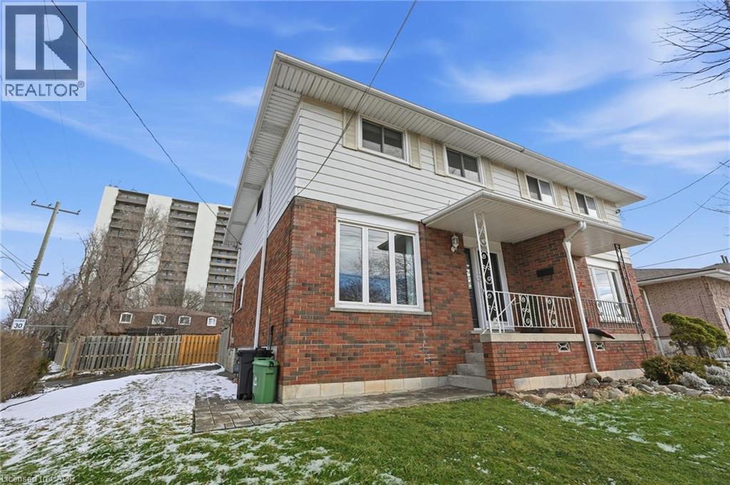 130 Riverdale Drive, Hamilton, Ontario  L8E 1K4 - Photo 3 - 40806708