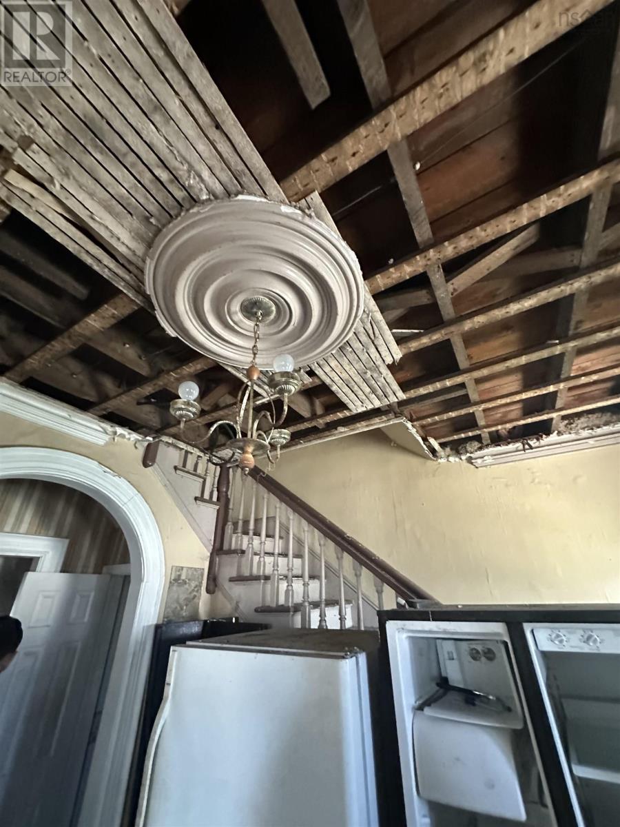 859 Victoria Road, Whitney Pier, Nova Scotia  B1N 1J9 - Photo 12 - 202603322