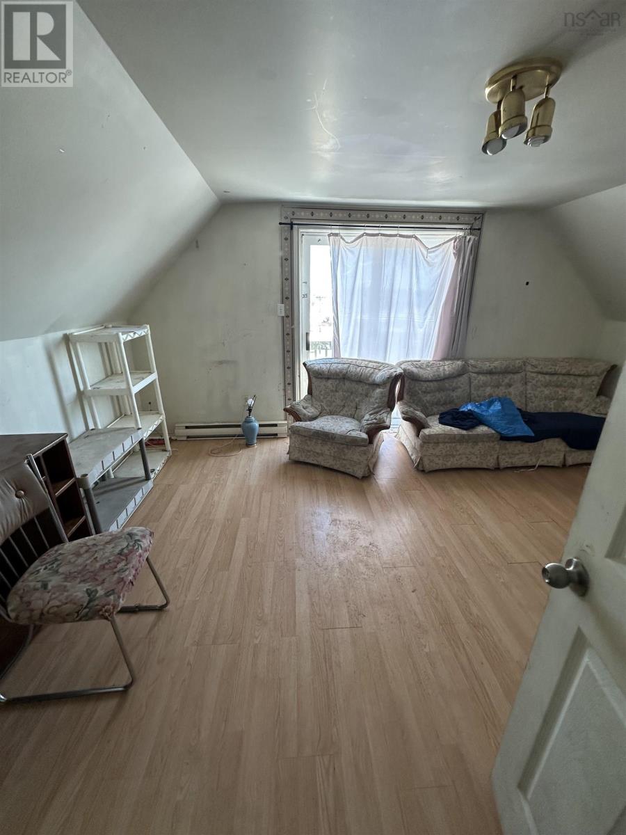859 Victoria Road, Whitney Pier, Nova Scotia  B1N 1J9 - Photo 6 - 202603322