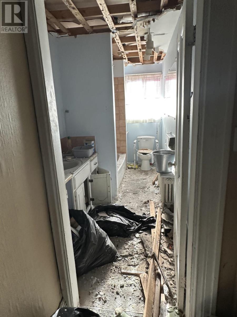 859 Victoria Road, Whitney Pier, Nova Scotia  B1N 1J9 - Photo 11 - 202603322