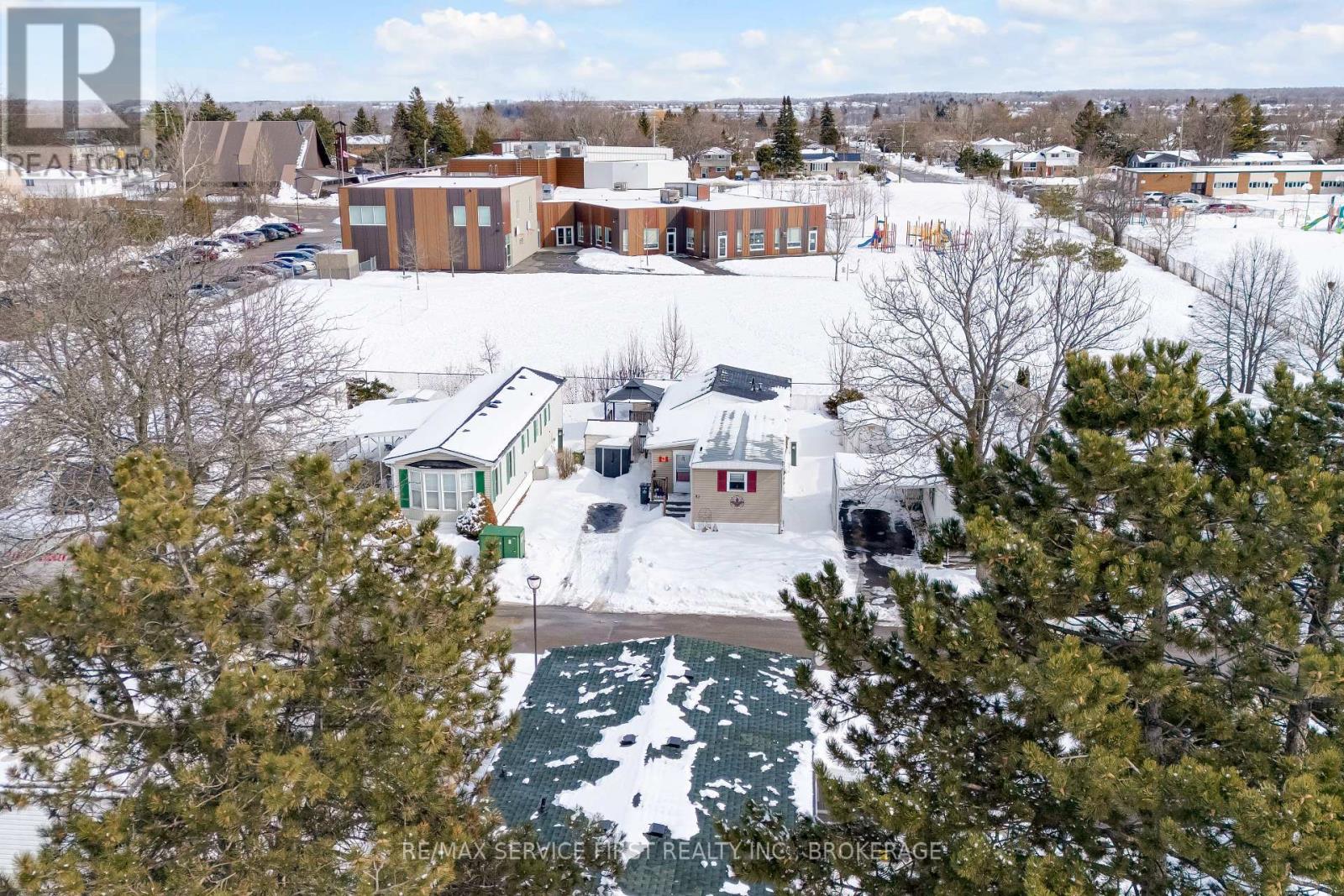 83 Worthington Way, Kingston, Ontario  K7K 5C6 - Photo 4 - X12816508