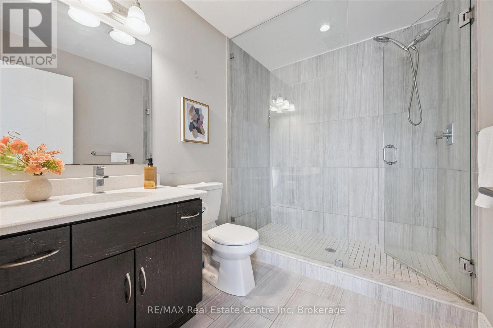 7 - 32 Arkell Road, Guelph (Kortright East), Ontario  N1L 0L4 - Photo 13 - X12816384