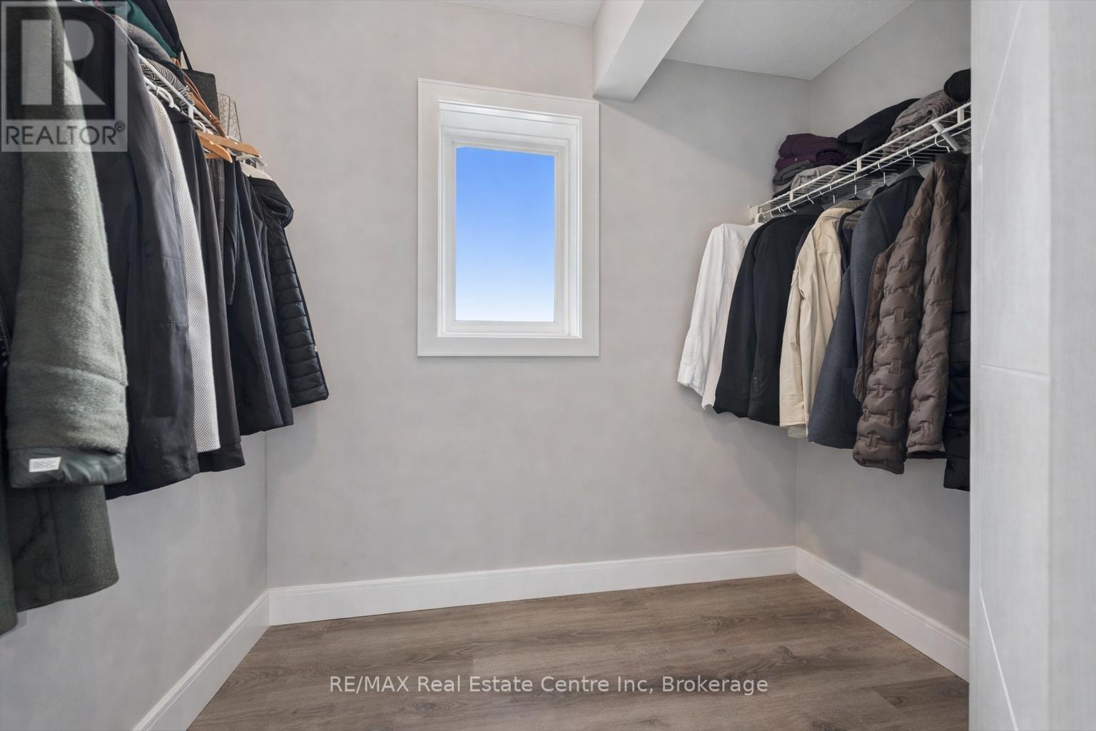 7 - 32 Arkell Road, Guelph (Kortright East), Ontario  N1L 0L4 - Photo 14 - X12816384