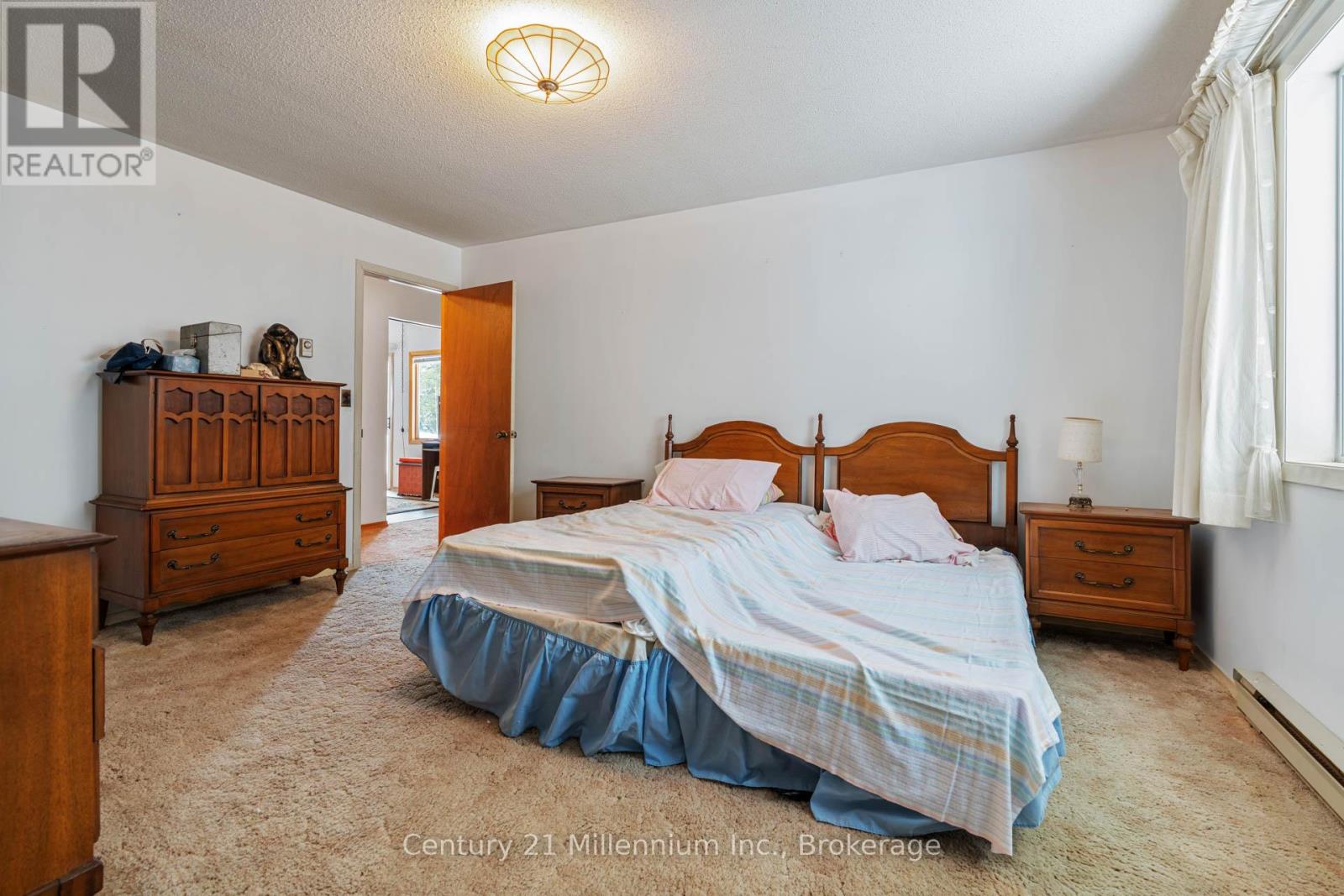 465 Shoreline Avenue, South Bruce Peninsula, Ontario  N0H 2T0 - Photo 34 - X12816496