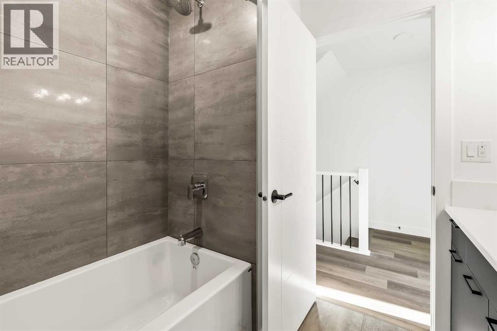 2533 Sovereign Crescent Sw, Calgary, Alberta  T3C 3Y3 - Photo 20 - A2279495