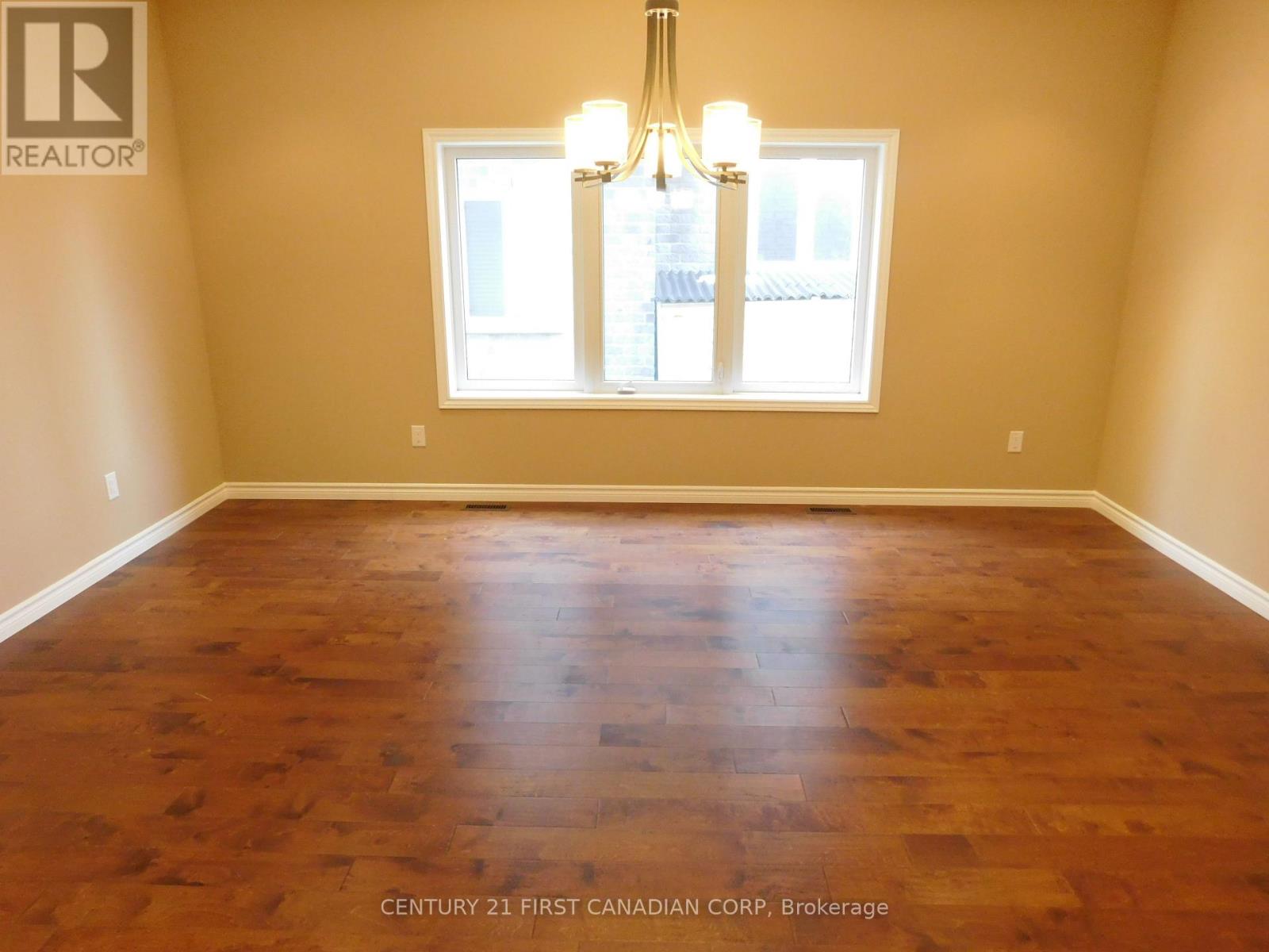 3415 Paulpeel Avenue, London South, Ontario  N6L 0B9 - Photo 4 - X12816450