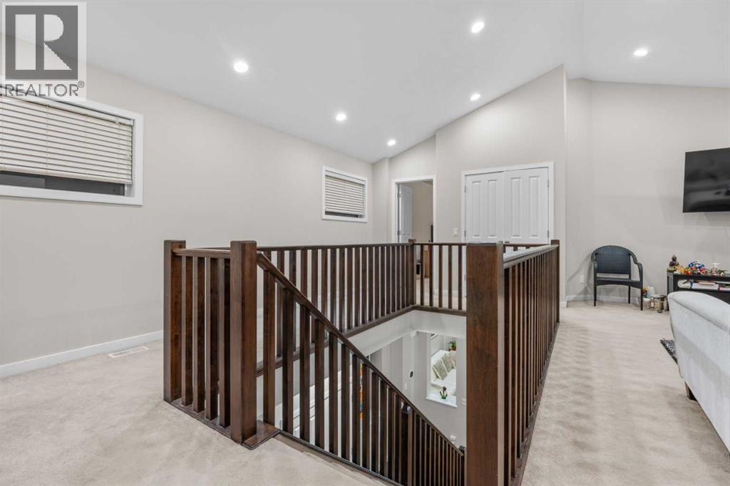 28 Panton Court Nw, Calgary, Alberta  T3K 0X2 - Photo 27 - A2280273