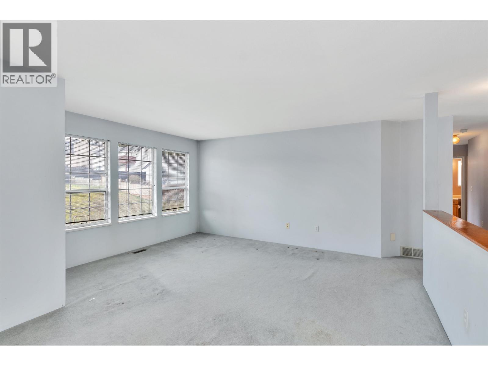 1215 Brand Street, Port Coquitlam, British Columbia V3C 5C4 - Photo 3 - R3092366