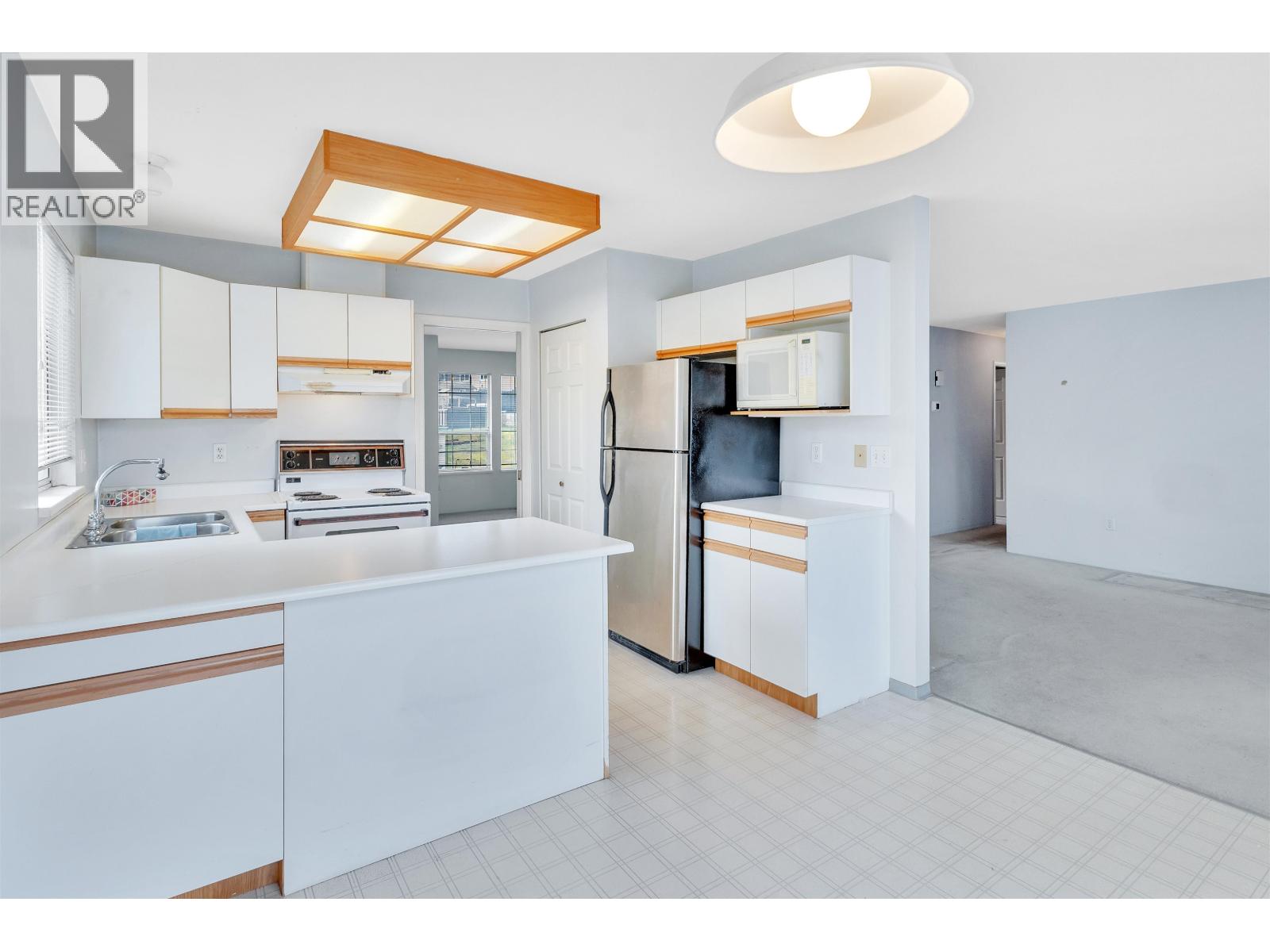 1215 Brand Street, Port Coquitlam, British Columbia V3C 5C4 - Photo 11 - R3092366