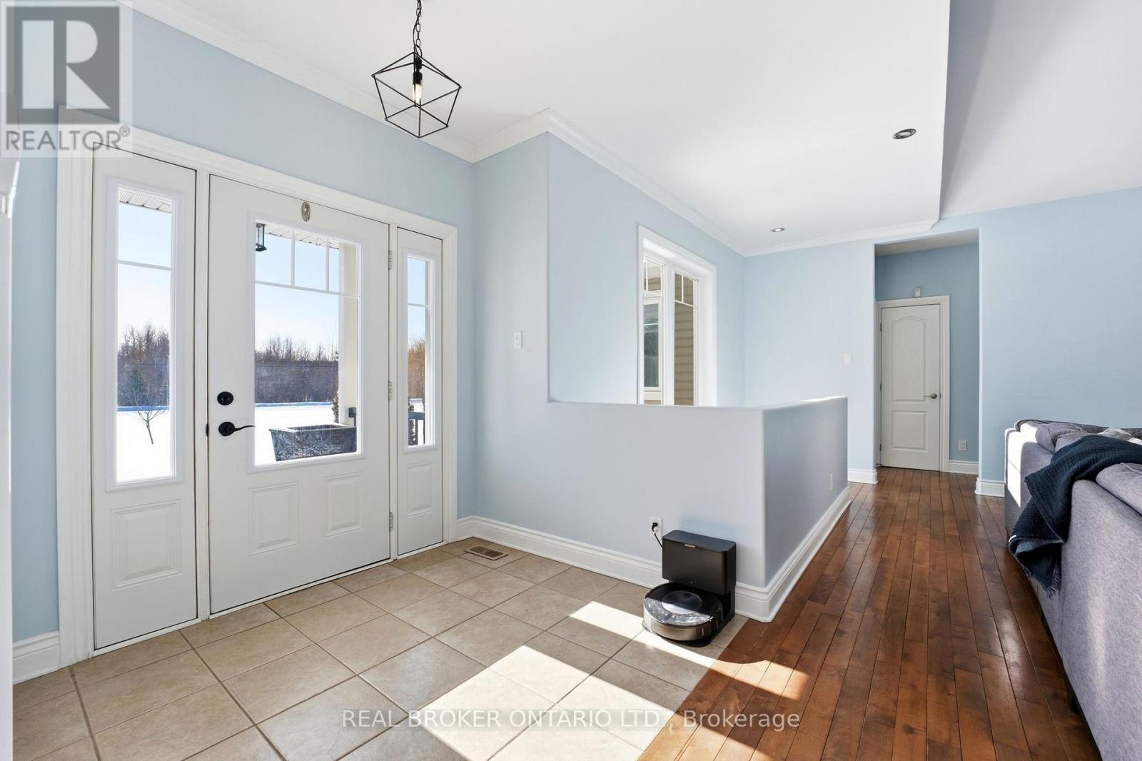 933 Craig Road, North Grenville, Ontario  K0G 1S0 - Photo 6 - X12816444