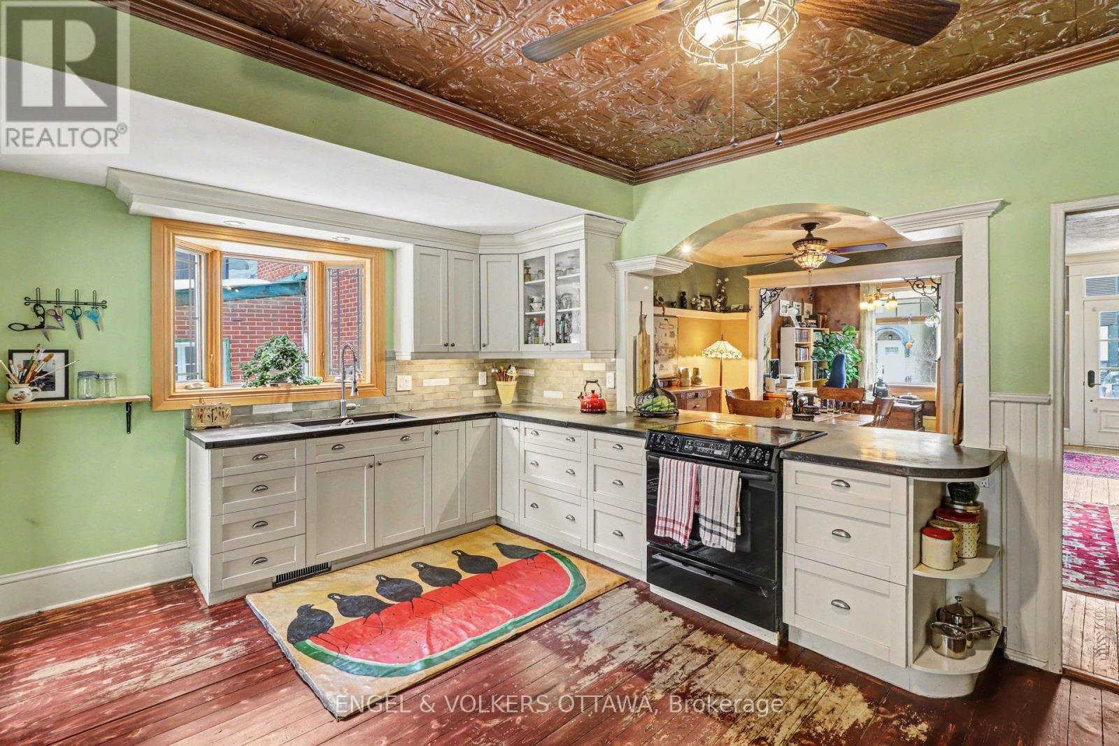 88 Pinhey Street, Ottawa, Ontario  K1Y 1T4 - Photo 14 - X12816460