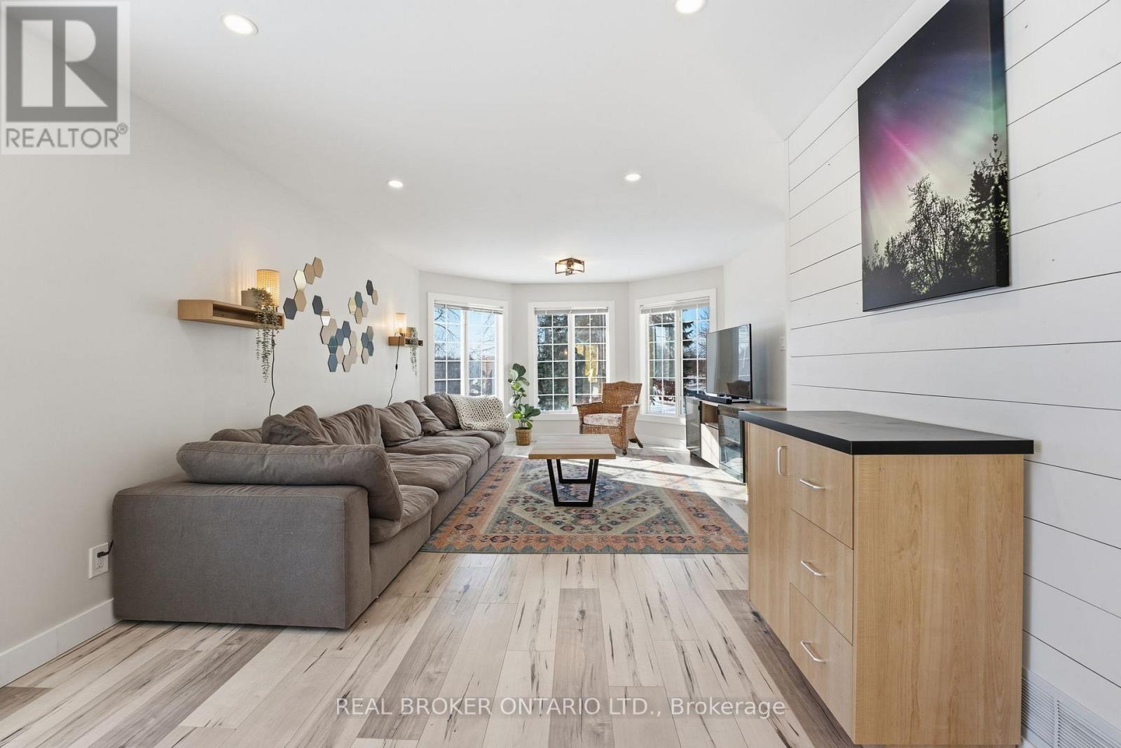 1391 Sutherland Drive, Ottawa, Ontario  K4M 1B3 - Photo 21 - X12816486