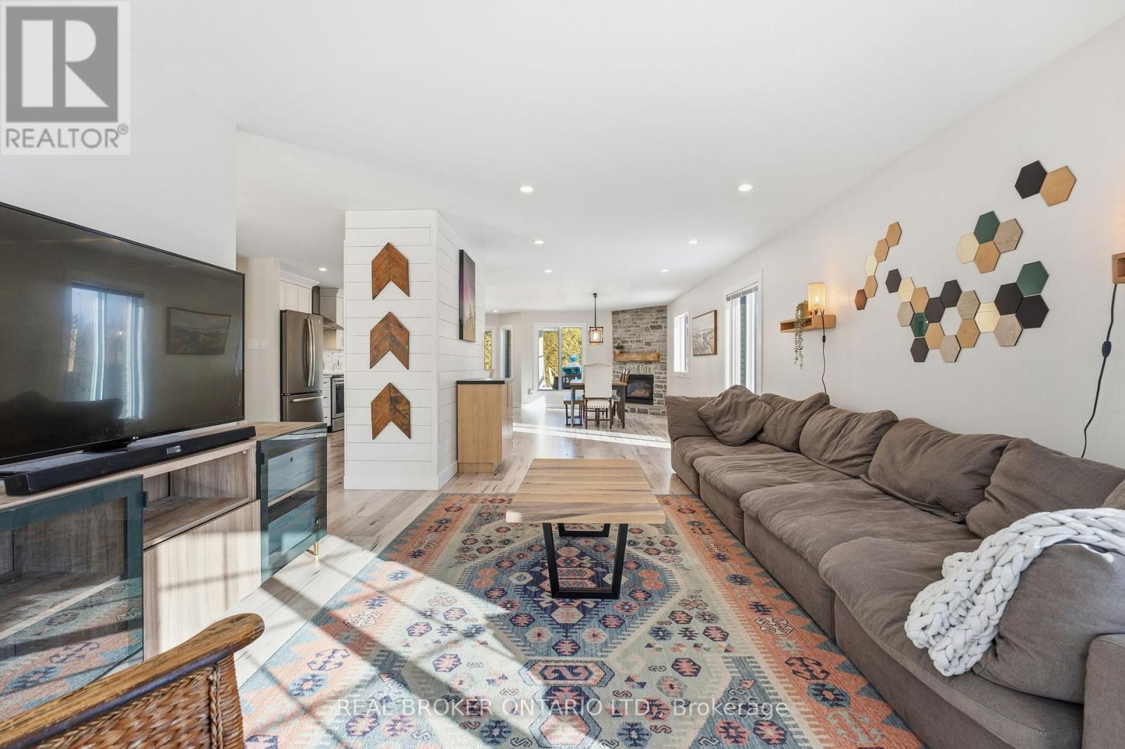 1391 Sutherland Drive, Ottawa, Ontario  K4M 1B3 - Photo 22 - X12816486