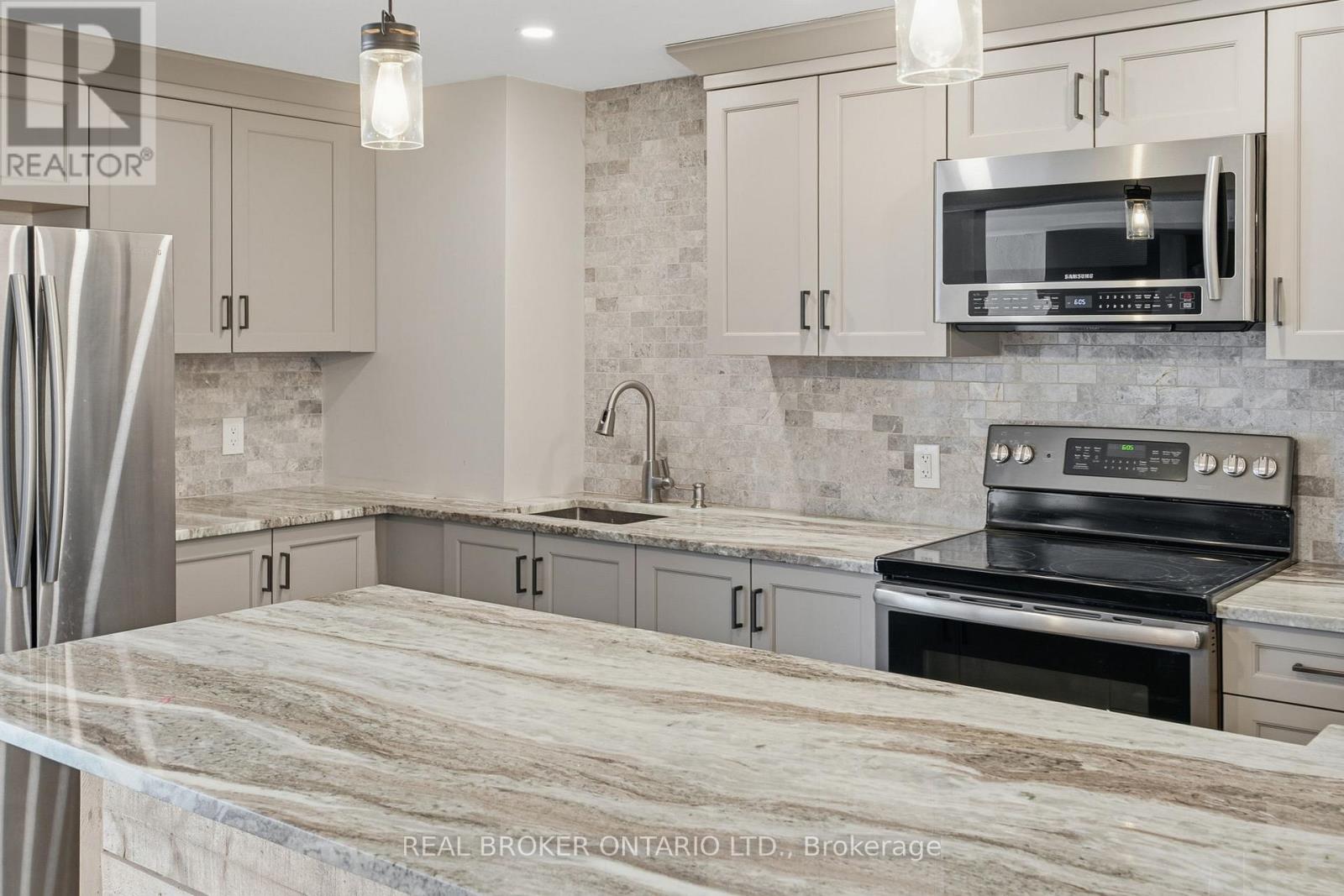 1391 Sutherland Drive, Ottawa, Ontario  K4M 1B3 - Photo 39 - X12816486