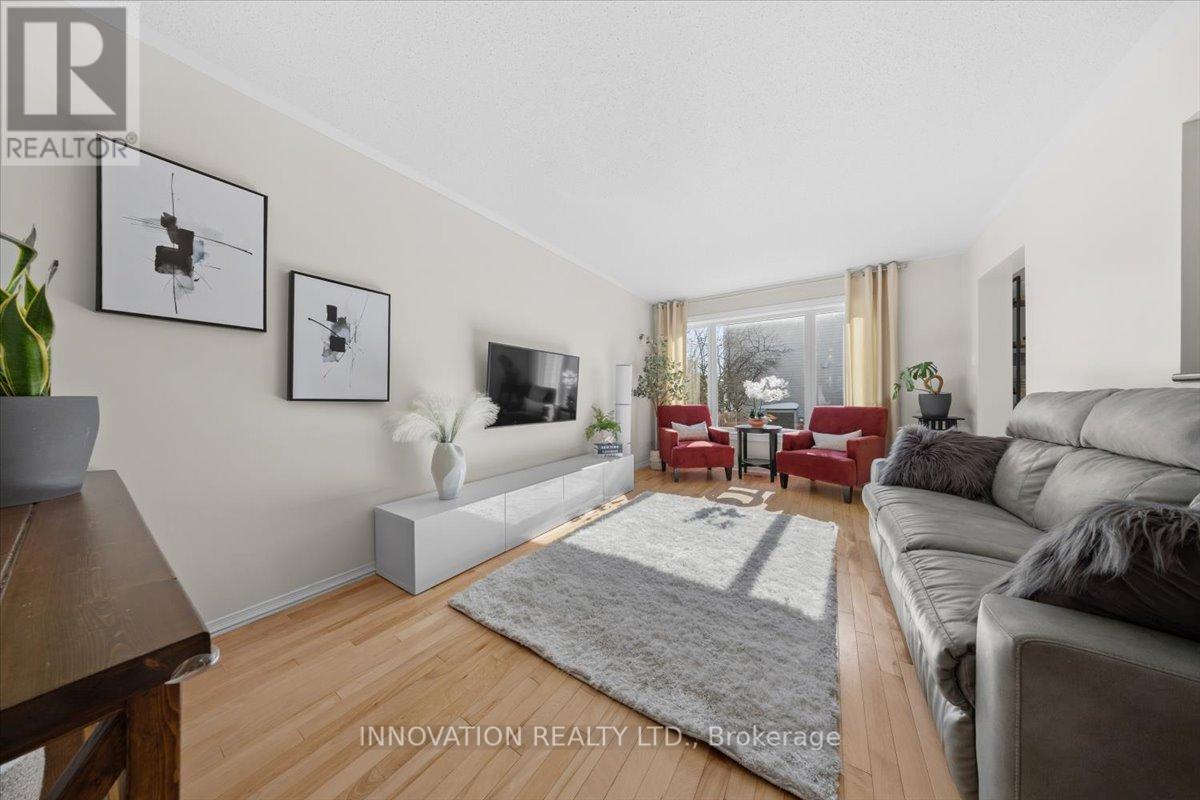 4 Sheppard's Glen Avenue, Ottawa, Ontario  K2M 2M7 - Photo 11 - X12816532