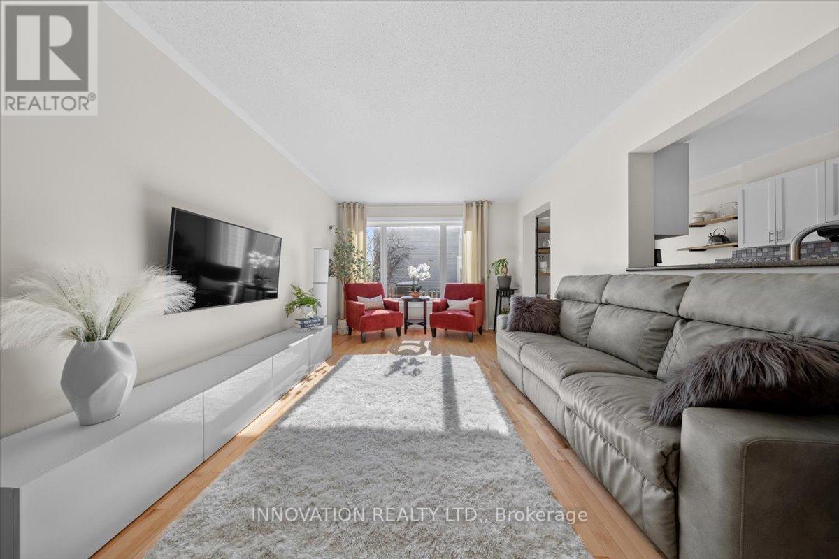 4 Sheppard's Glen Avenue, Ottawa, Ontario  K2M 2M7 - Photo 12 - X12816532