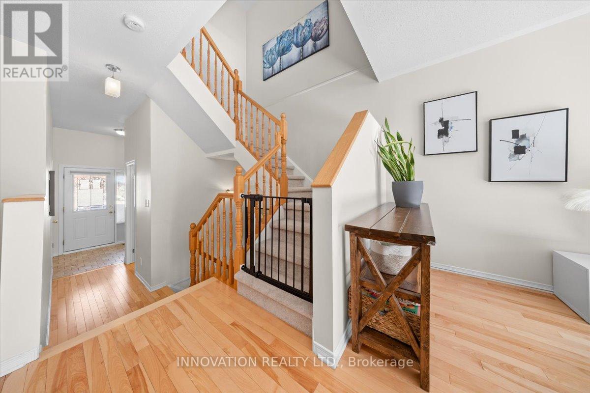 4 Sheppard's Glen Avenue, Ottawa, Ontario  K2M 2M7 - Photo 7 - X12816532