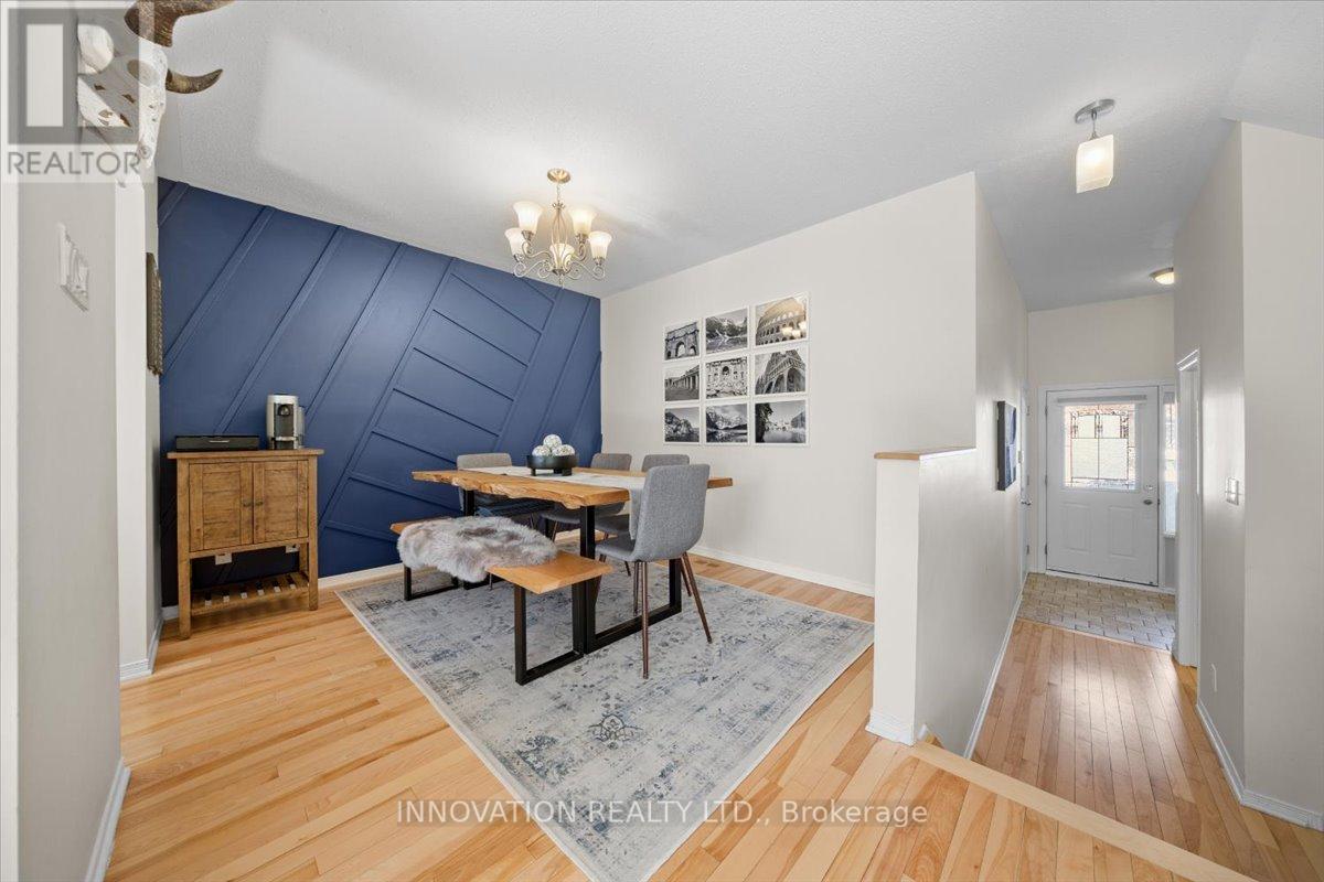 4 Sheppard's Glen Avenue, Ottawa, Ontario  K2M 2M7 - Photo 8 - X12816532