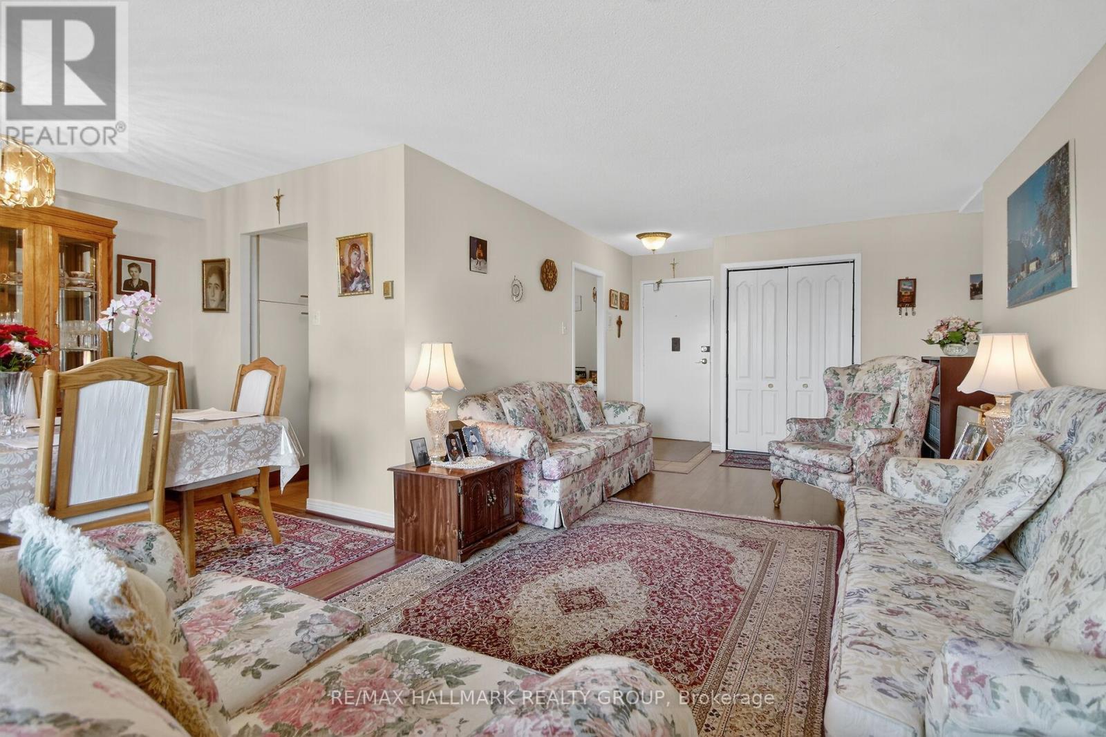 407 - 2400 Virginia Drive, Ottawa, Ontario  K1H 8L3 - Photo 8 - X12816586