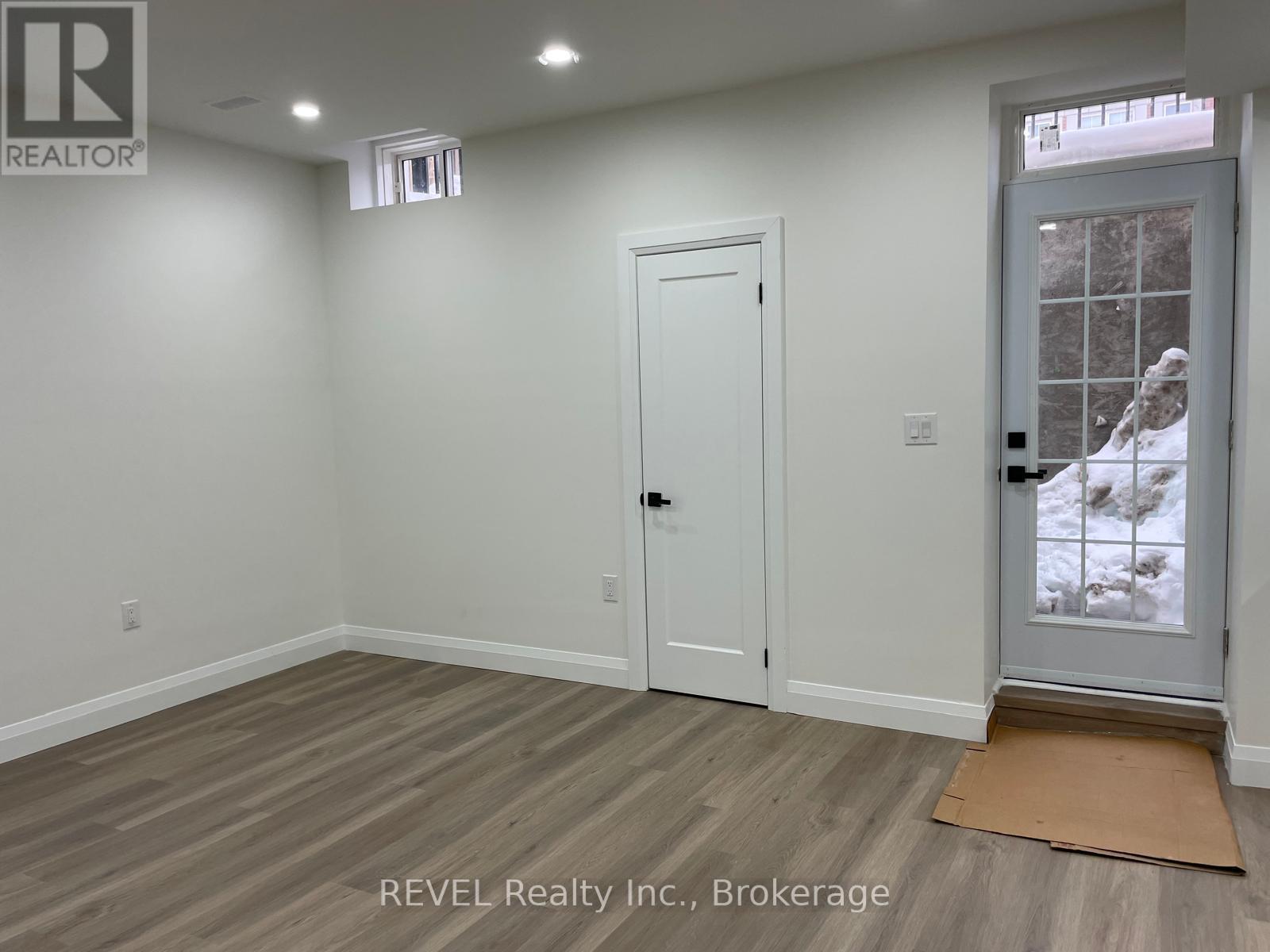 Basement - 1 Tilsonburg Avenue, Brampton, Ontario  L6Y 2Y7 - Photo 3 - W12816474