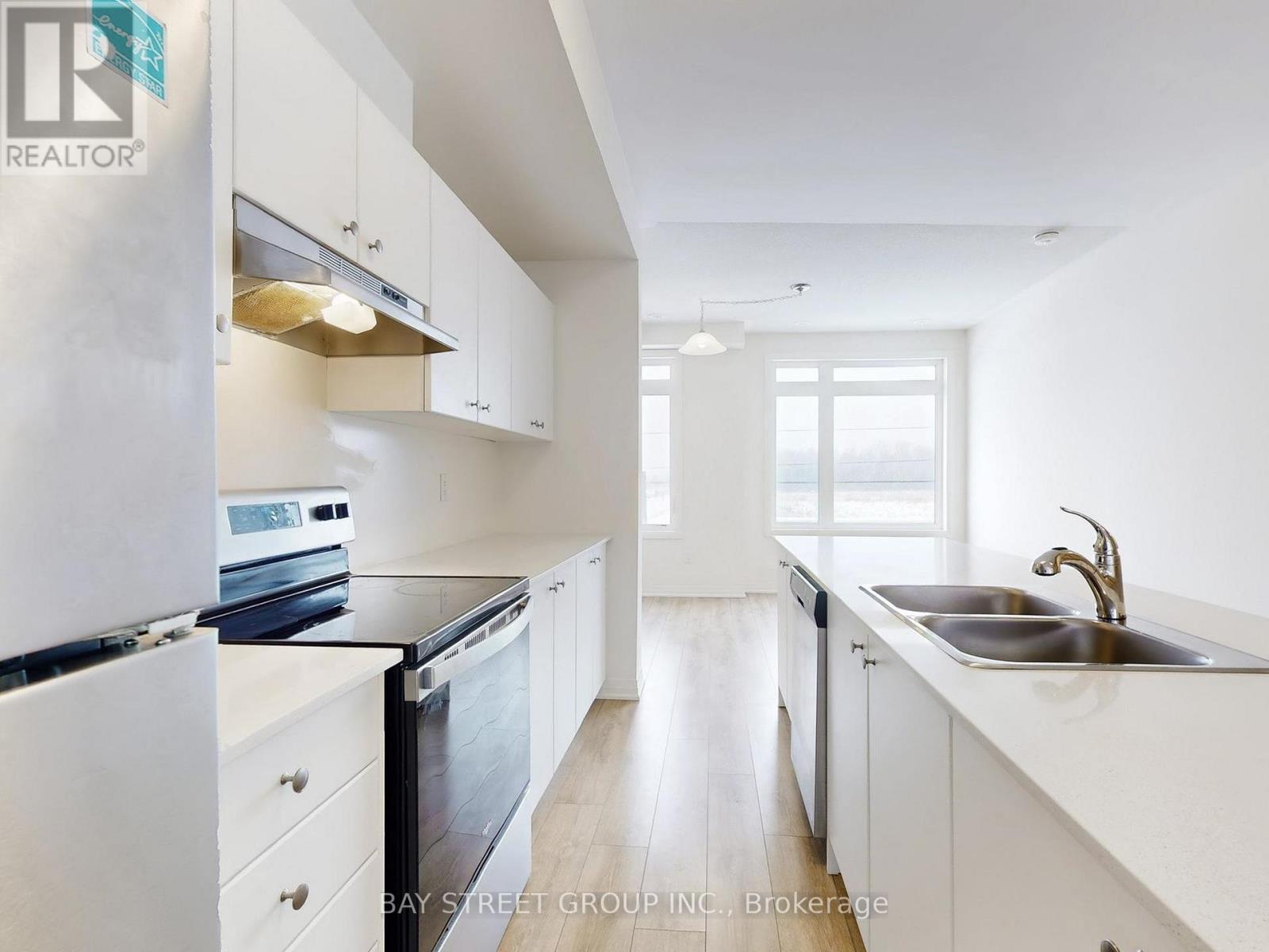 64 Emmas Way, Whitby, Ontario  L1R 0S7 - Photo 18 - E12814436