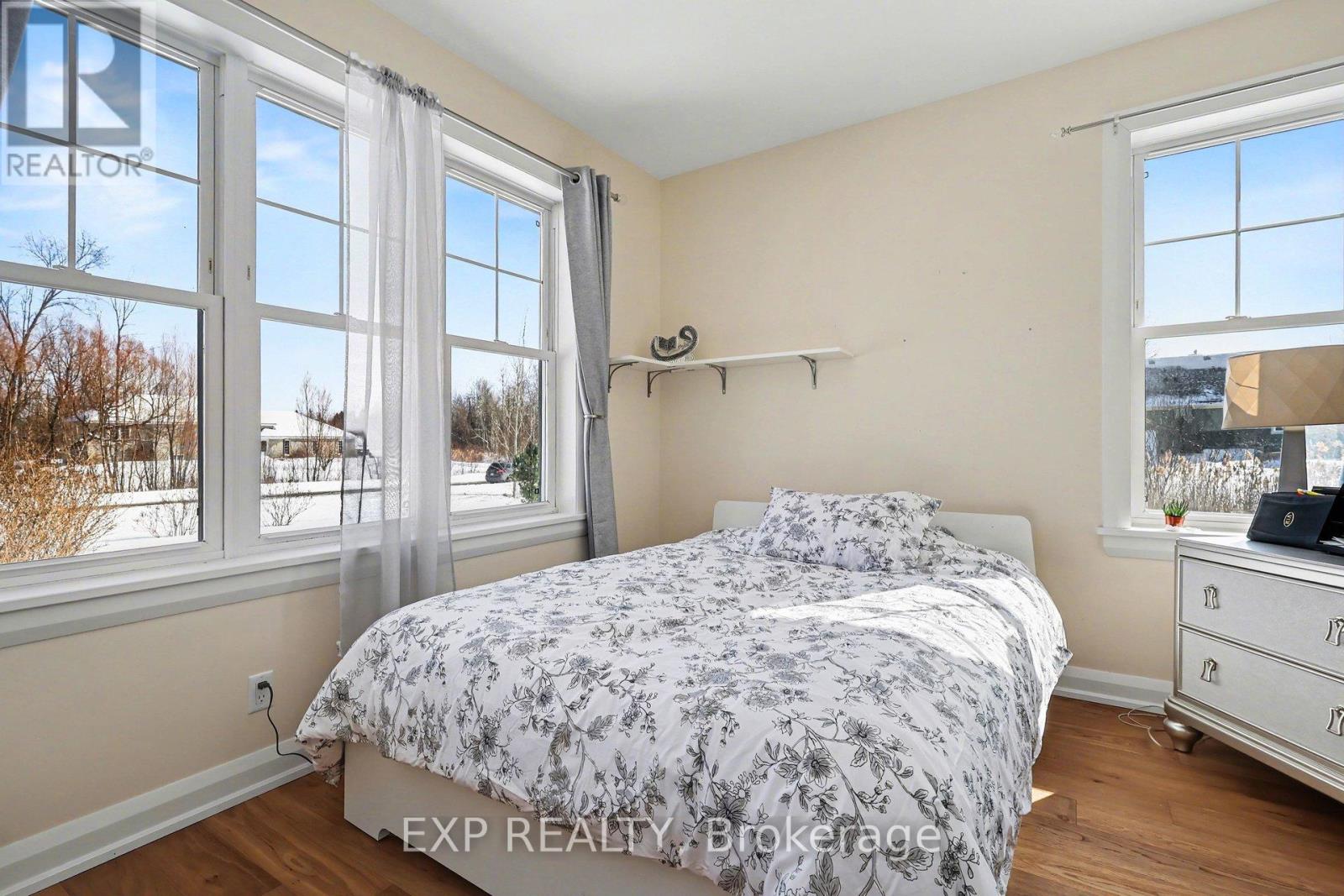 49 D'arcys Way, North Grenville, Ontario  K0G 1J0 - Photo 14 - X12812452