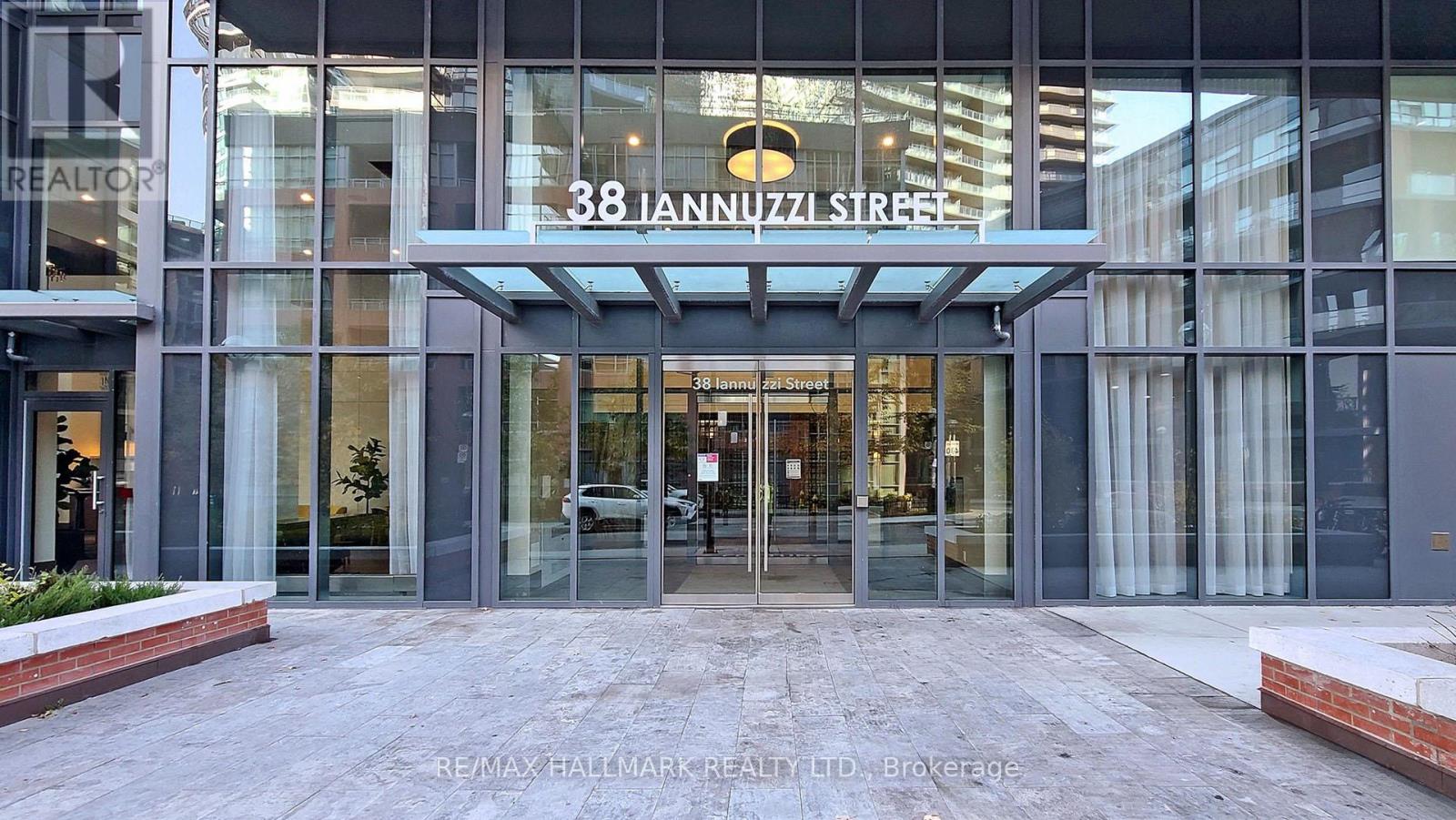 1808 - 38 Iannuzzi Street, Toronto, Ontario  M5V 0S2 - Photo 24 - C12816446
