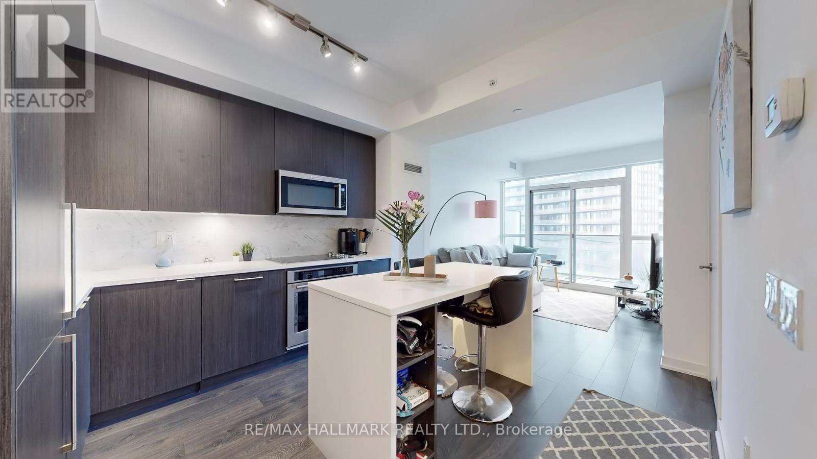 1808 - 38 Iannuzzi Street, Toronto, Ontario  M5V 0S2 - Photo 6 - C12816446