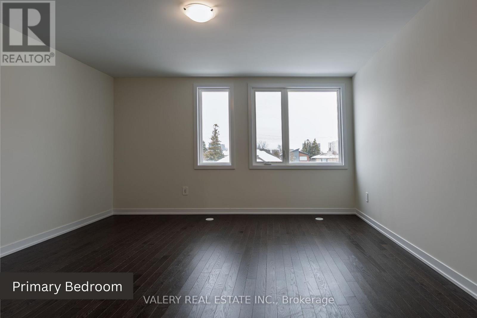 18 Grn Grdns Boulevard, Toronto (Englemount-Lawrence), Ontario  M6A 0E7 - Photo 23 - C12816468