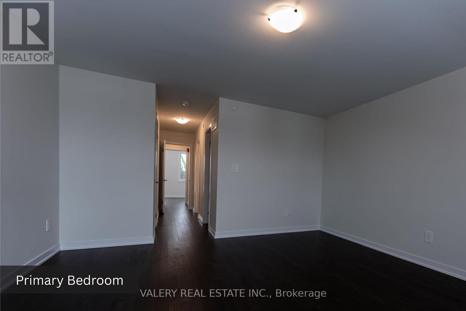 18 Grn Grdns Boulevard, Toronto (Englemount-Lawrence), Ontario  M6A 0E7 - Photo 24 - C12816468