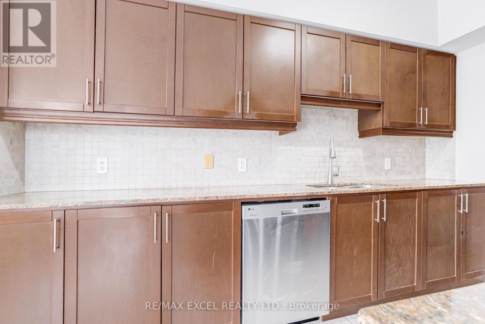 504 - 1105 Leslie Street, Toronto, Ontario  M3C 4G9 - Photo 13 - C12816514