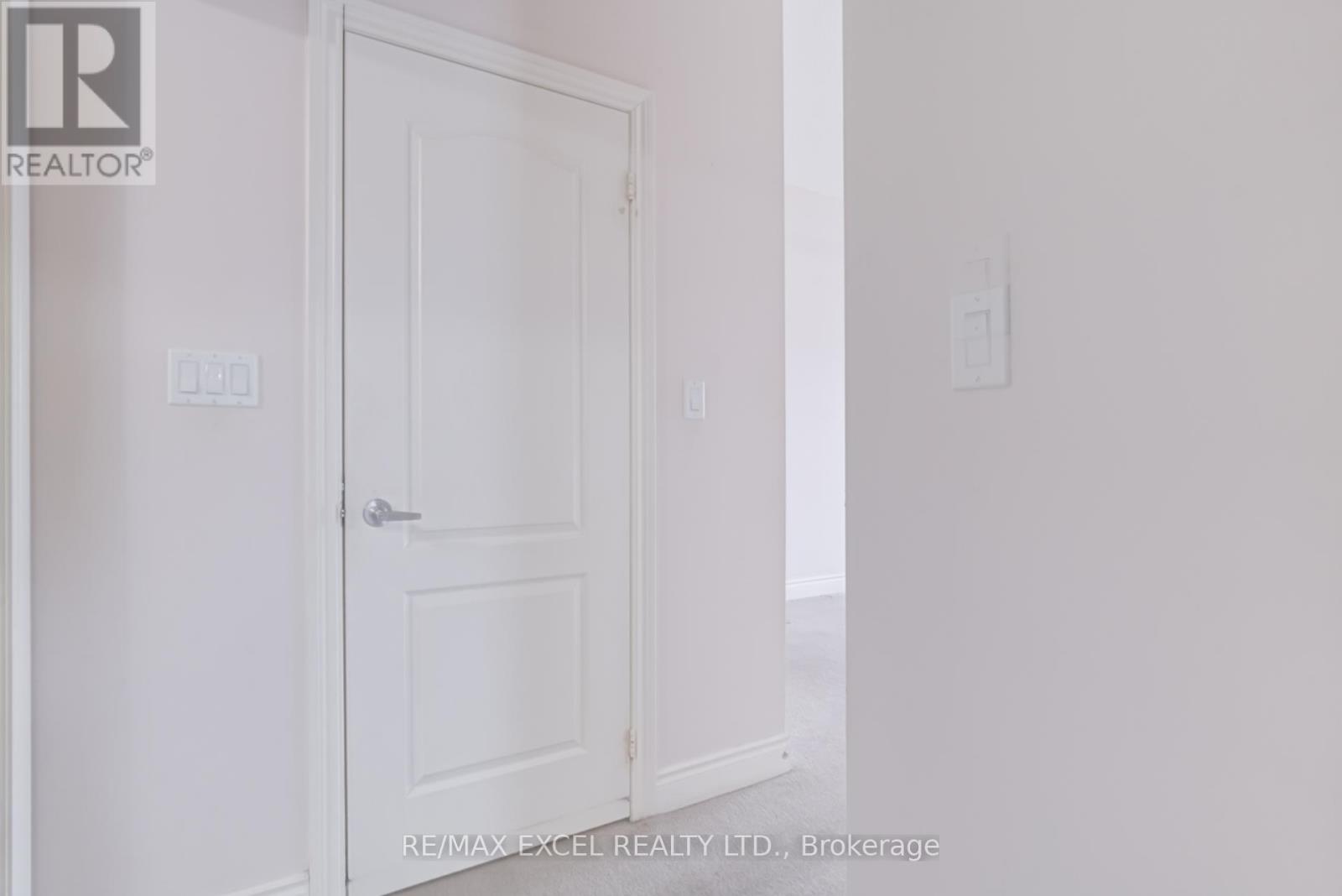 504 - 1105 Leslie Street, Toronto, Ontario  M3C 4G9 - Photo 17 - C12816514