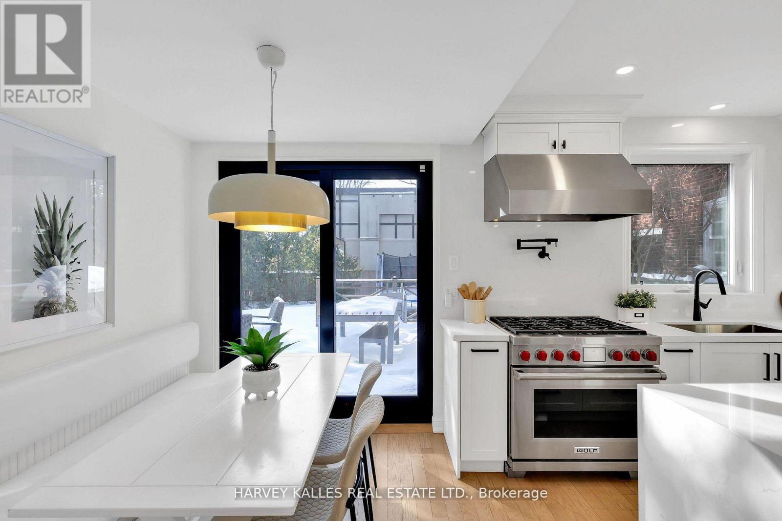 6 Glenarden Road, Toronto, Ontario  M6C 3J7 - Photo 14 - C12816570