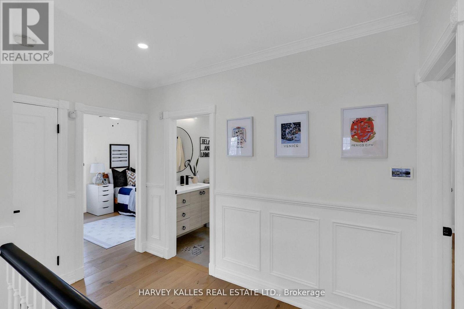 6 Glenarden Road, Toronto, Ontario  M6C 3J7 - Photo 25 - C12816570