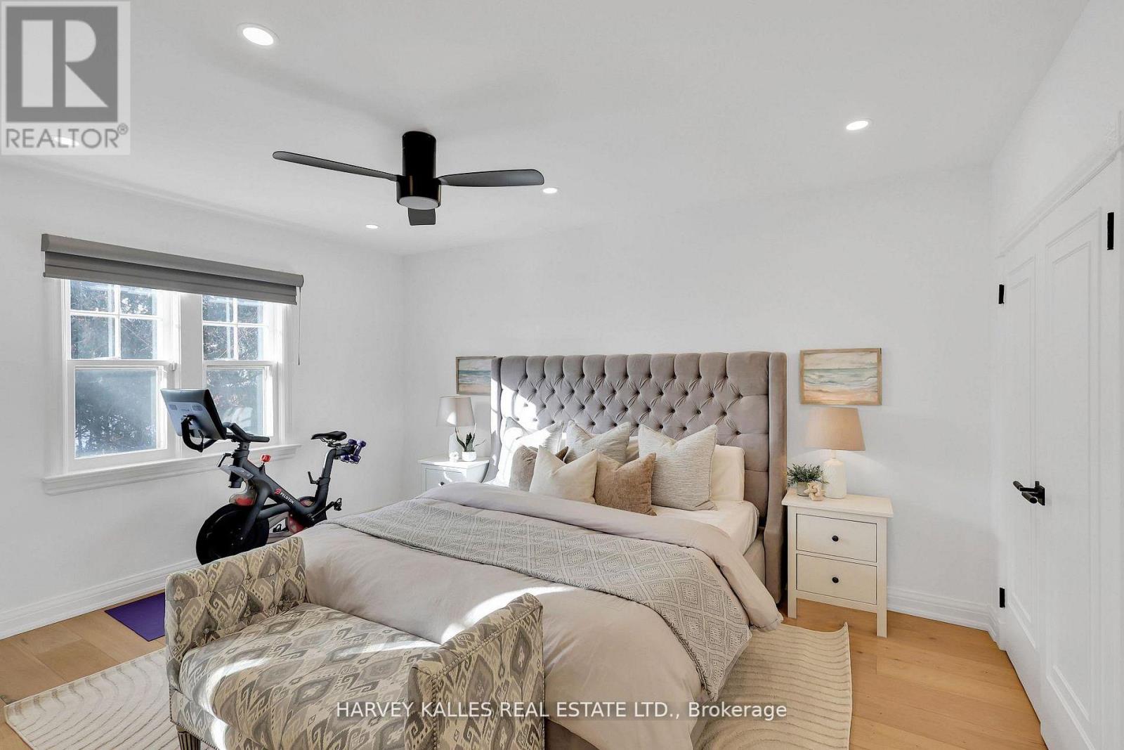 6 Glenarden Road, Toronto, Ontario  M6C 3J7 - Photo 28 - C12816570