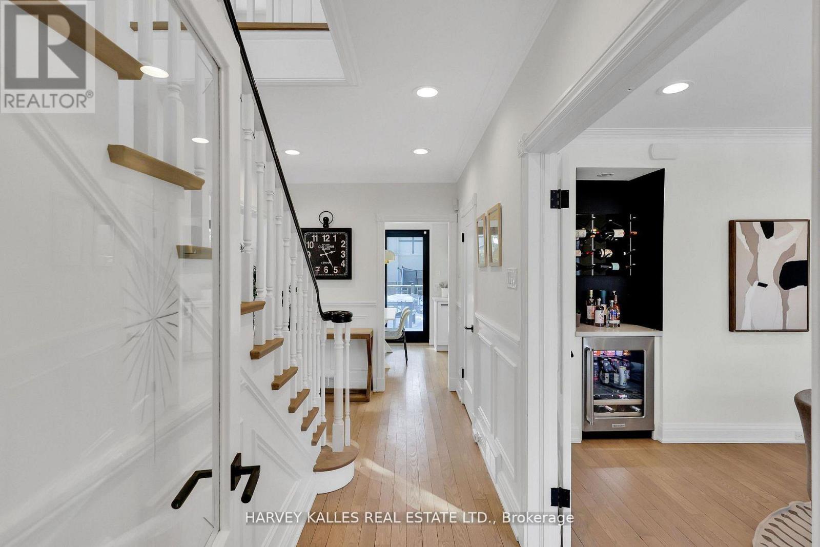 6 Glenarden Road, Toronto, Ontario  M6C 3J7 - Photo 4 - C12816570