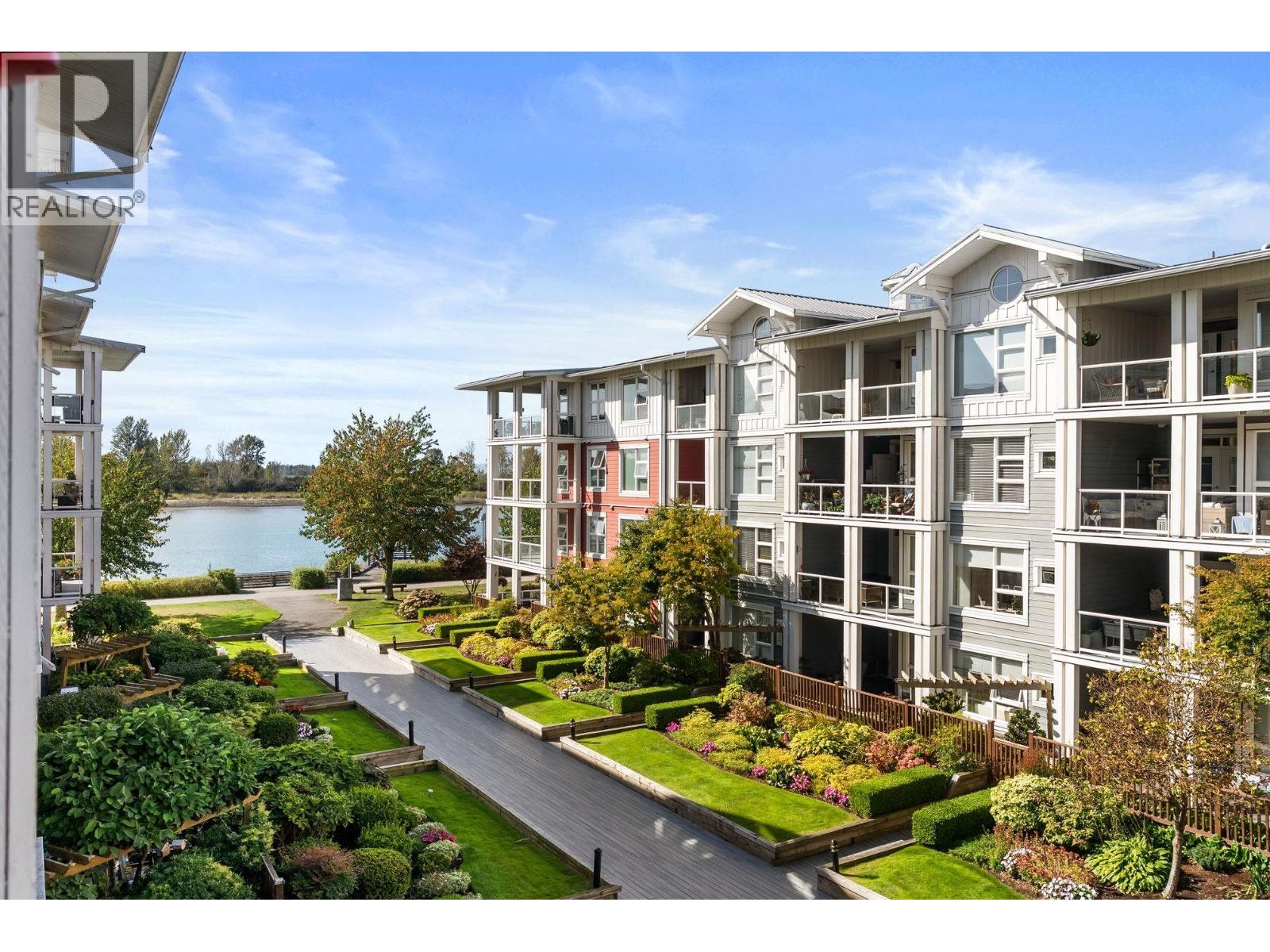 315 4600 WESTWATER DRIVE, Richmond, British Columbia