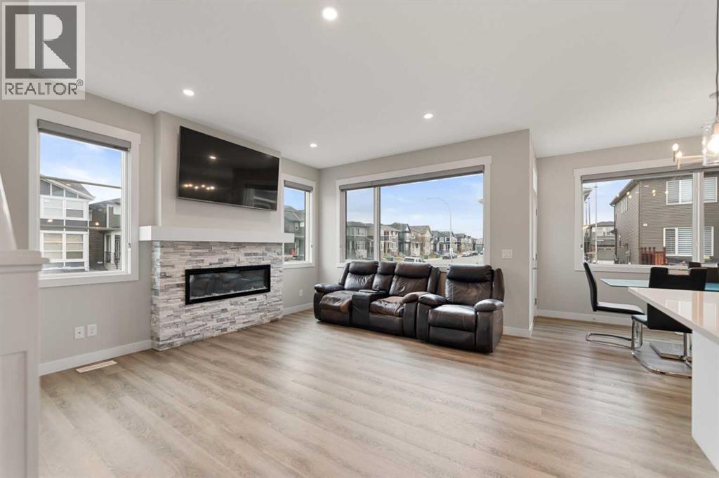 7 Corner Glen Common Ne, Calgary, Alberta  T3N 2L5 - Photo 14 - A2286008