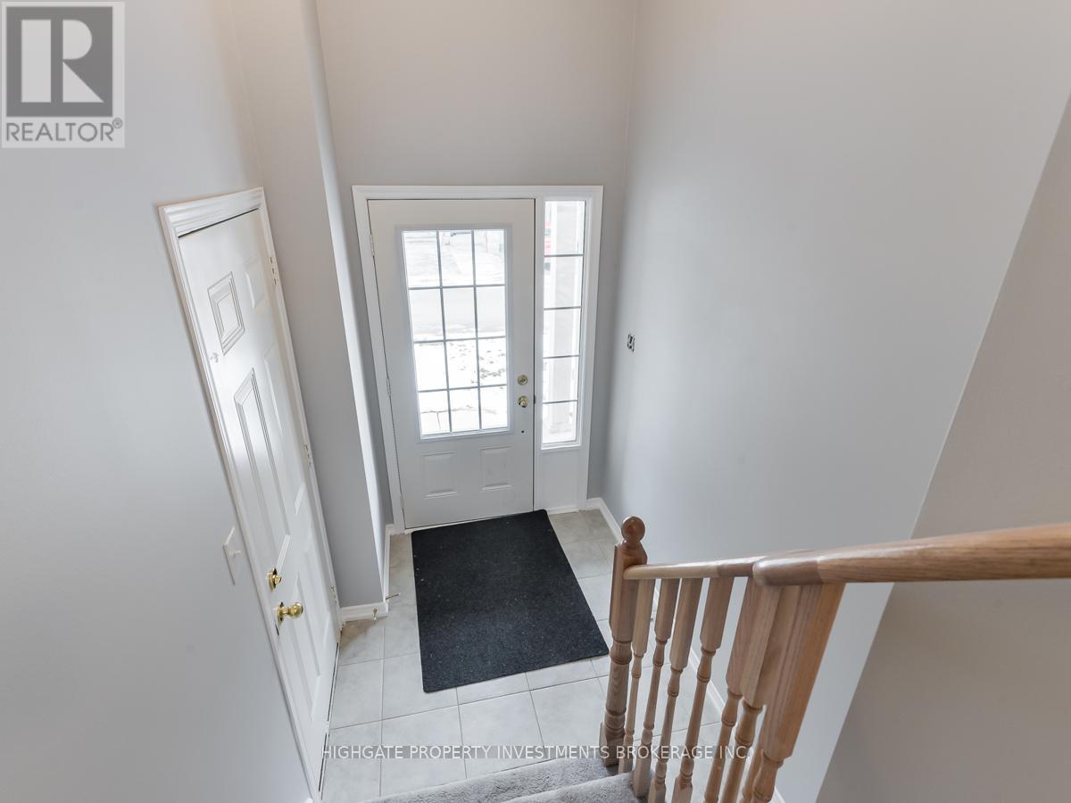 27 Mortlock Street, Ajax, Ontario  L1Z 0T1 - Photo 3 - E12816406