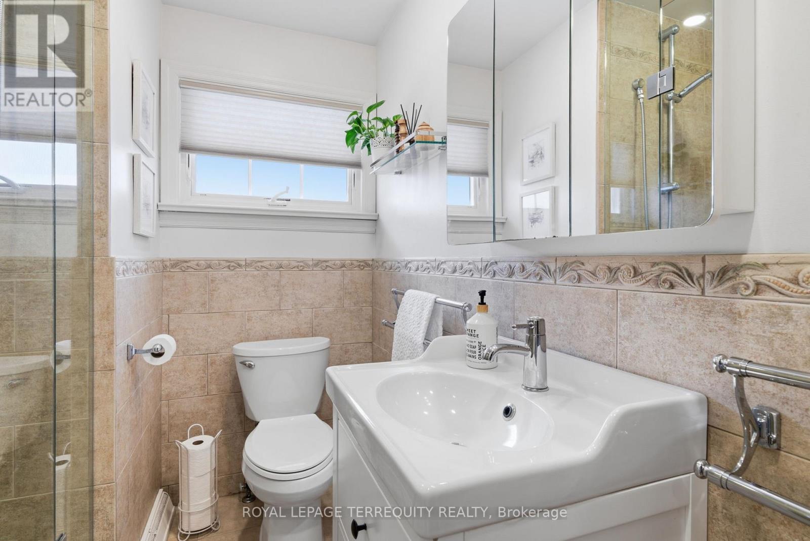 116 Centre Street N, Whitby, Ontario  L1N 4S7 - Photo 22 - E12816412