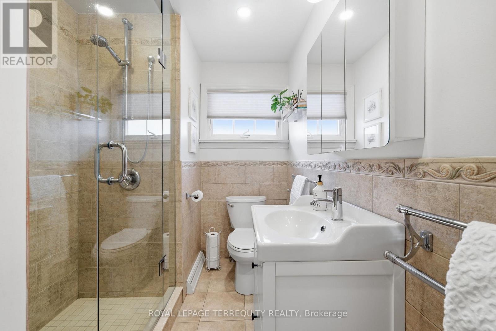 116 Centre Street N, Whitby, Ontario  L1N 4S7 - Photo 23 - E12816412